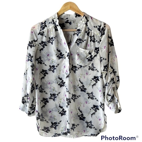 Kismet Tops - Kismet White Floral Blouse